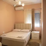 Hotell Merkaj