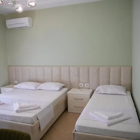 Merkaj Hotel *
